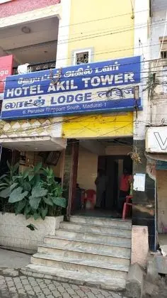 Hotel Akil Towers