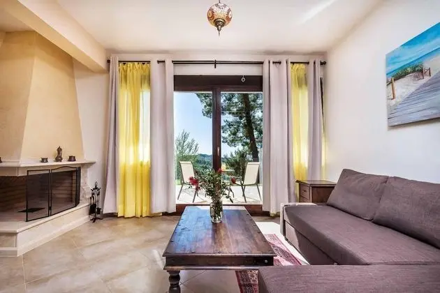 Akritas Ef Zin Villas Suites Pigadi Suite