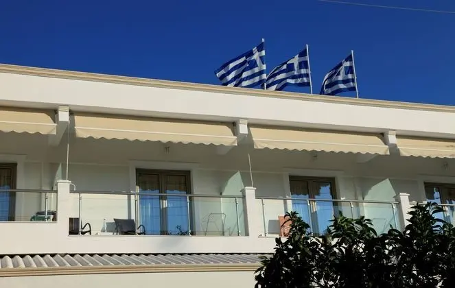 Akrogiali Exclusive Hotel ( Adults Only )