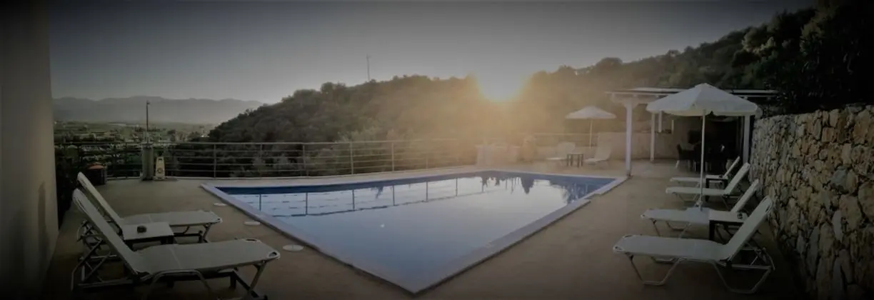 Aksos suites Accessible Accommodation - Havuz