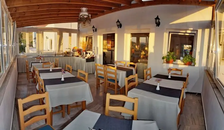 Akti Hotel