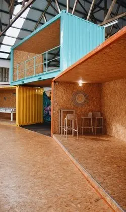 AKTION PENICHE HOSTEL & APARTMENTS