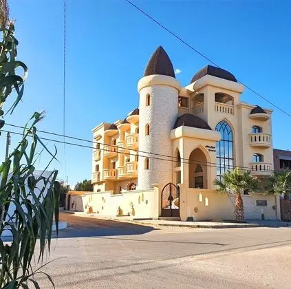 Aktivaparthotel Laourient With Restaurant, and Possibility for Half Board - Dış Mekan
