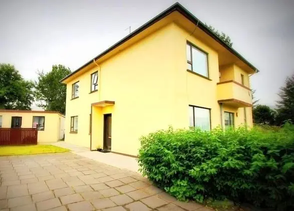 Akureyri Central Rooms