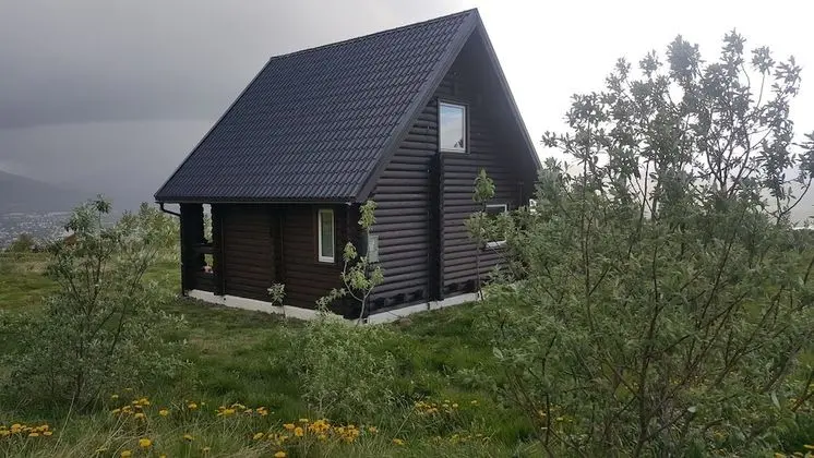 Akureyri Log Cottage - Dış Mekan