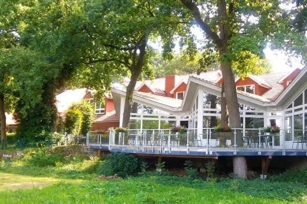 Akzent Am Saller See