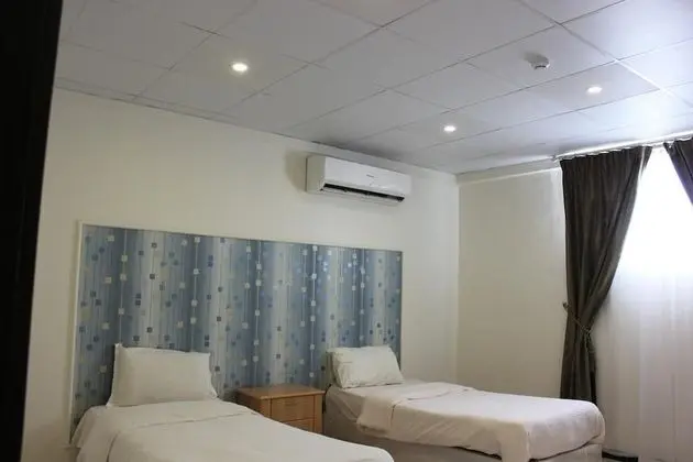 Al Amoria Furnished Apartments 3 - Oda