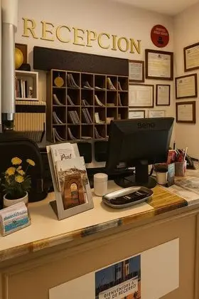Hotel Al-Ándalus - Lobi