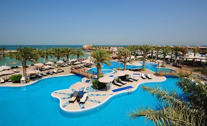 Al Bander Hotel & Resort
