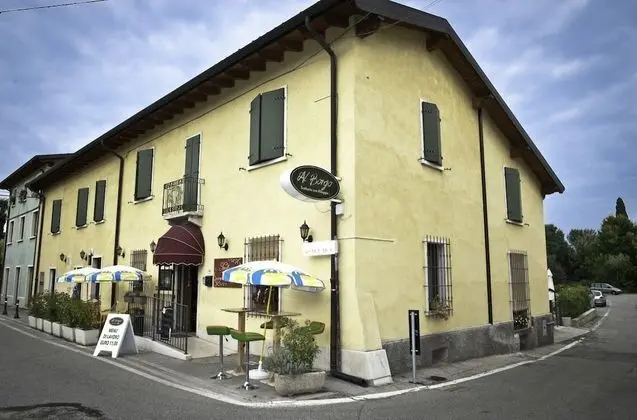 Al Borgo - Trattoria con Alloggio - Dış Mekan