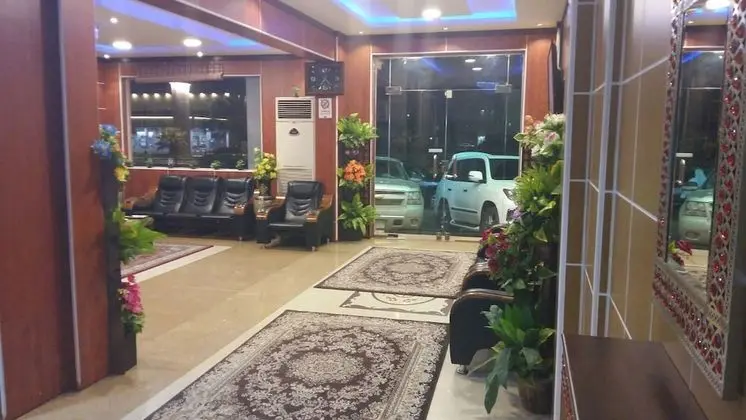 Al Eairy Furnished Apartments Al Ahsa 5 - Lobi