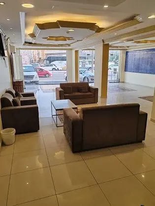 Al Eairy Furnished Apartments Dammam 3 - Lobi