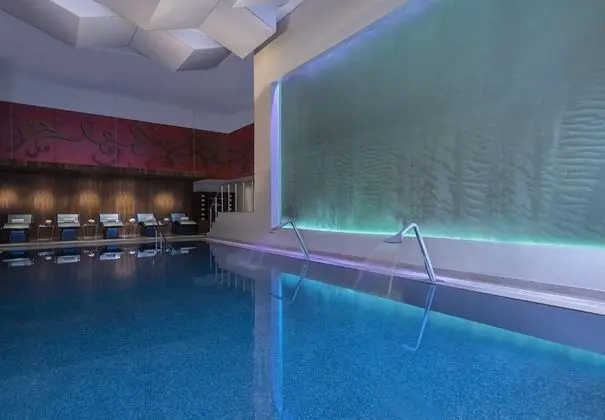 Al Faisaliah Hotel - Havuz