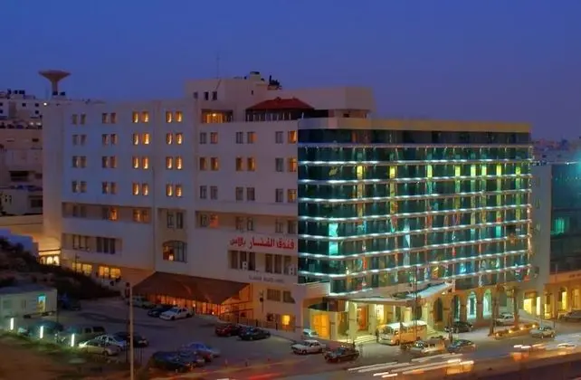 Al-Fanar Palace Hotel