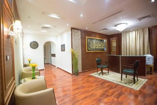 Al Fouz Luxury Hotel Suites - Lobi