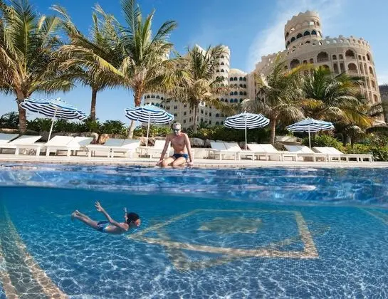Al Hamra Village Hotel