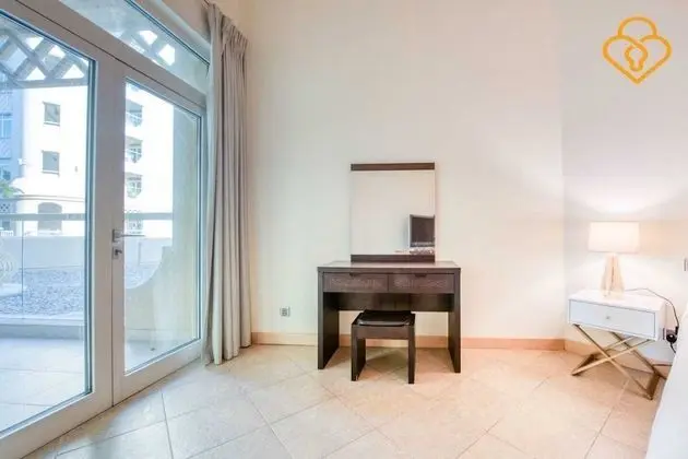 Al Hatimi 3 Bedroom 108 - Oda