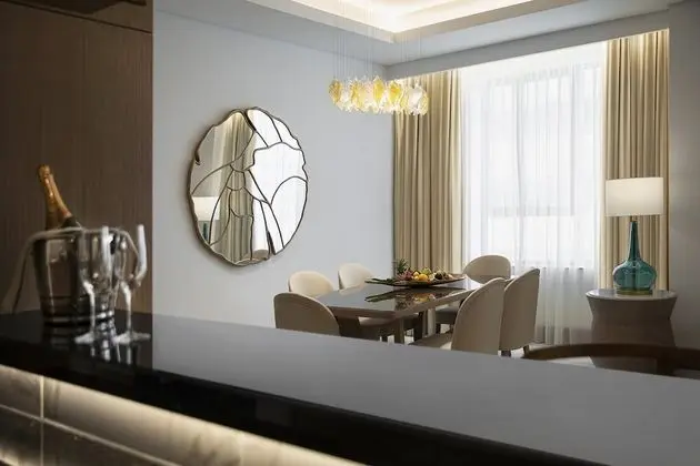 Al Jaddaf Rotana Suite Hotel - Oda