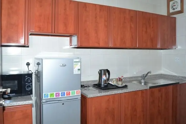Al Khaleej Plaza Hotel Apartments - Mutfak