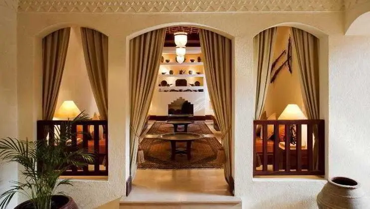 Al Maha, a Luxury Collection Desert Resort & Spa - Lobi