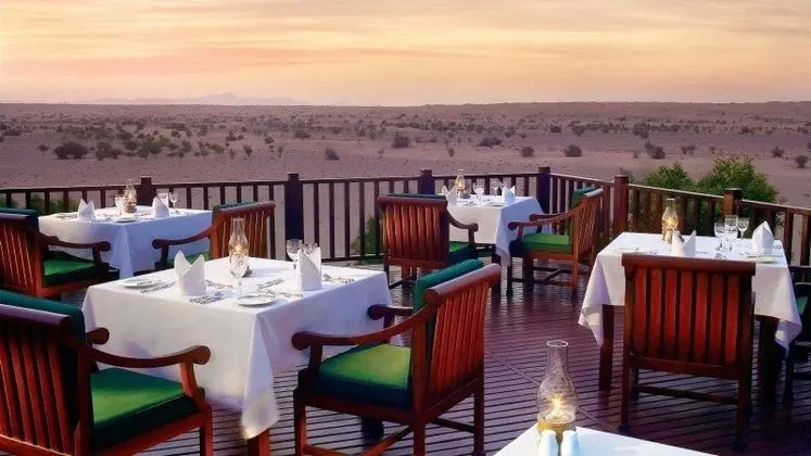 Al Maha, a Luxury Collection Desert Resort & Spa - Yeme / İçme