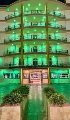 Al Mansour Grand Hotel فندق المنصور جراند - Dış Mekan
