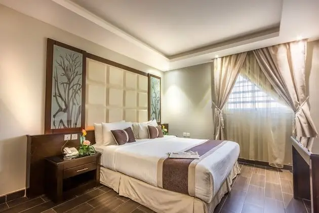 Al Muhaidb Residence Al Malaz  3 - Economic