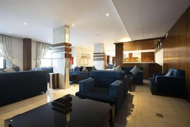 Al Muteb Suites Al Qassim - Lobi