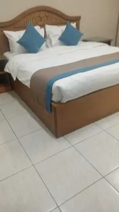 Al Muteb Suites Khurais - Oda