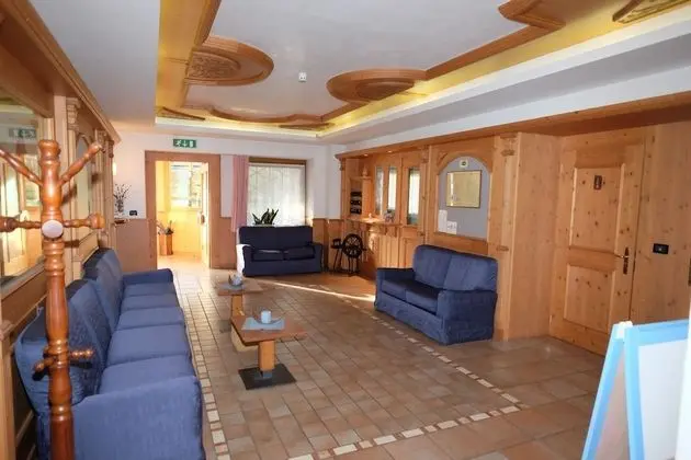 Hotel Al Pian - Lobi