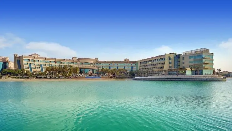 Al Raha Beach Hotel