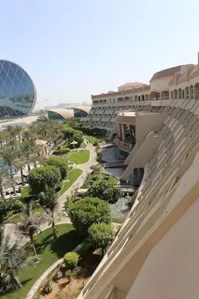 Al Raha Beach Hotel - Dış Mekan