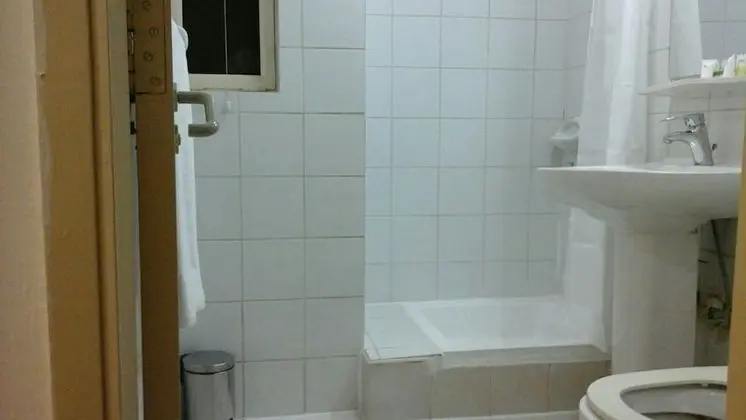 Al Raien Hotel Apartment - Banyo Tipleri