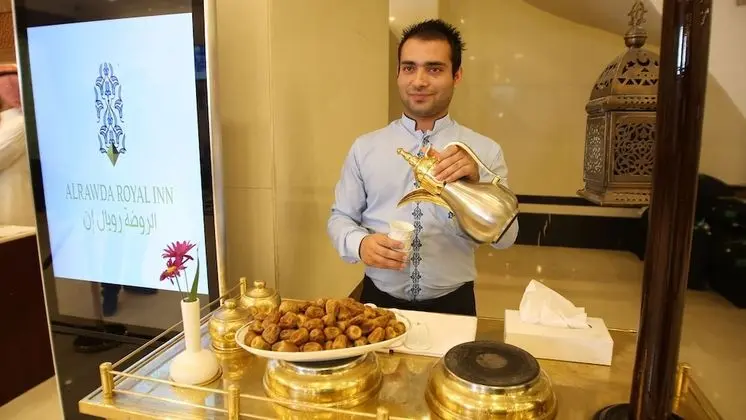 Al Rawda Royal Inn - Yerinde Yemek