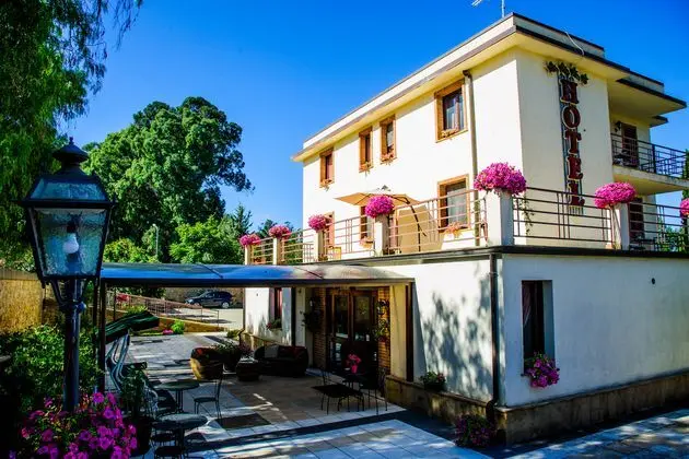 Hotel Al Ritrovo