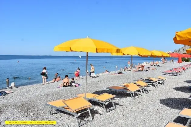 Al Vecchio Glicine - Bed & Breakfast - Plaj