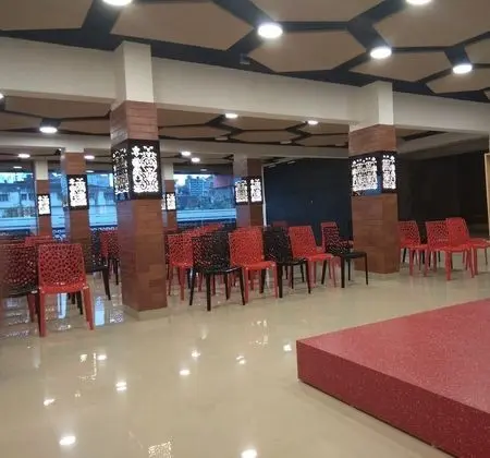 Hotel Al Wesal International - Yerinde Yemek