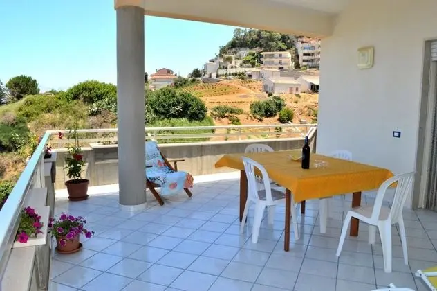 Al025a in Alcamo With 3 Bedrooms and 1 Bathrooms - Oda