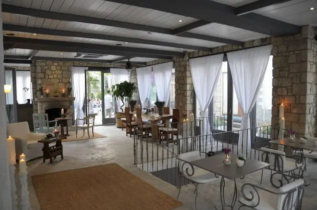 Ala Hotel Alacati - Lobi