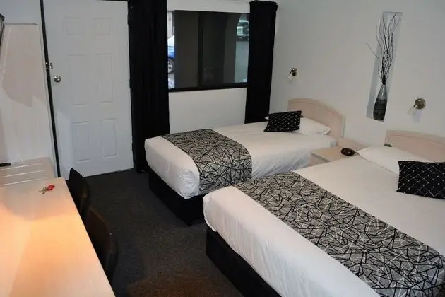 Alabaster Motor Inn Taree - Oda