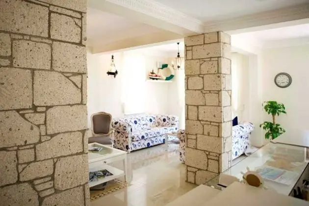 Alacati Marina Palace Otel - Lobi