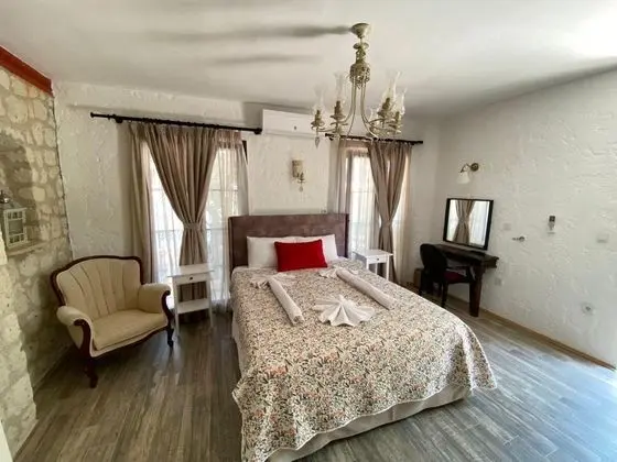 Alaçatı Albatros Hotel