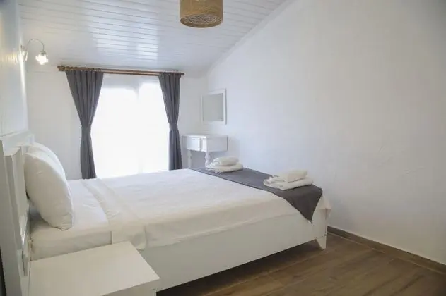 Alaçatı Londia Hotel