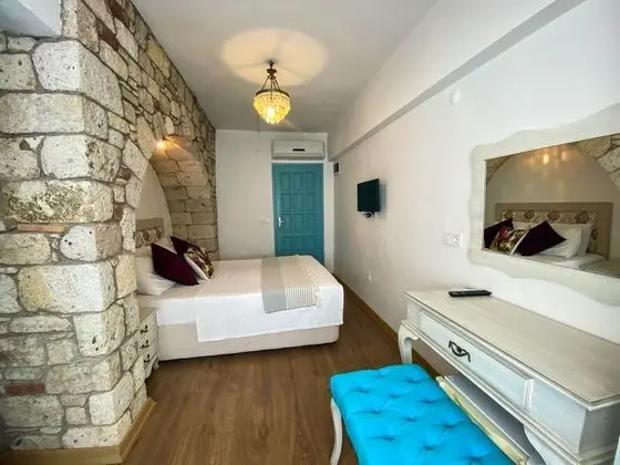 Alaçatı Sardunya Otel