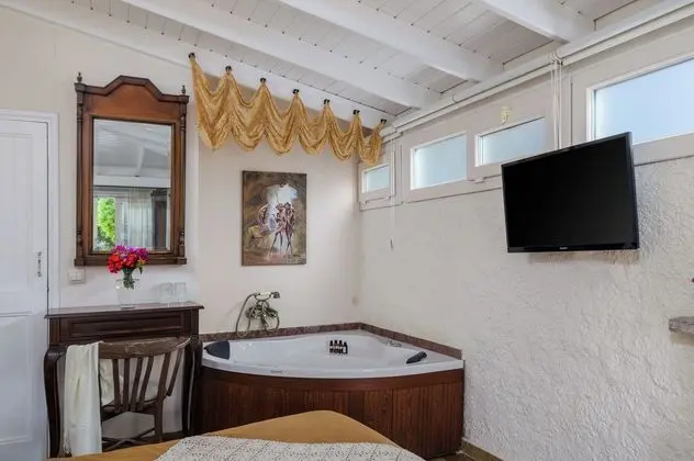 Alaçatı Sultan Konak Butik Otel - 4