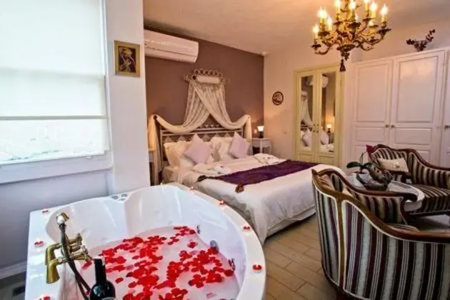 Alaçatı Sultan Konak Butik Otel - 3