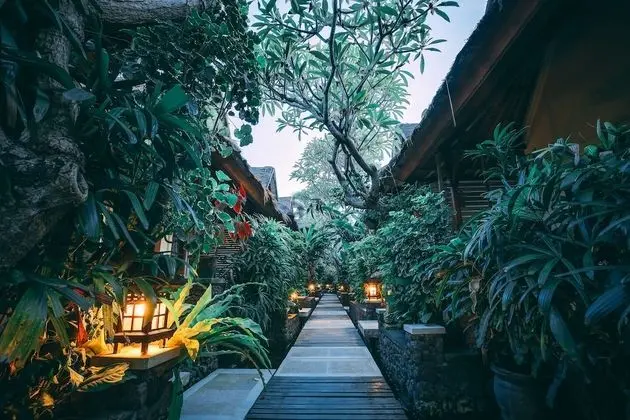 Alam Candi Dive Resort - Dış Mekan