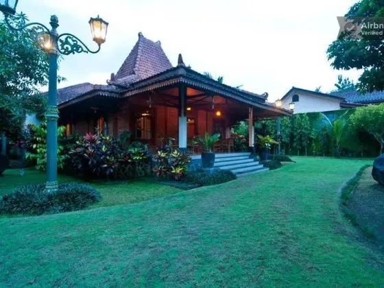 Alam Jogya Resort