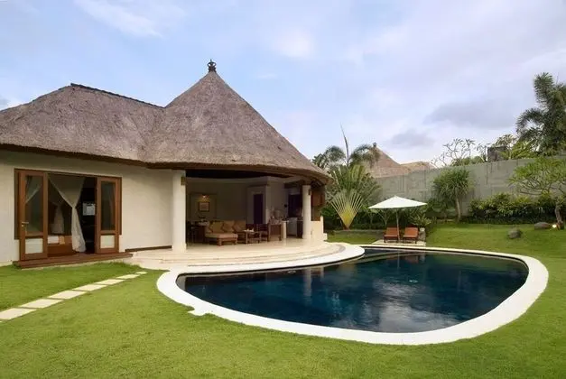 The Alam Villa - Havuz