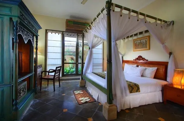 Alam Puri Art Museum - Resort & Spa - Oda
